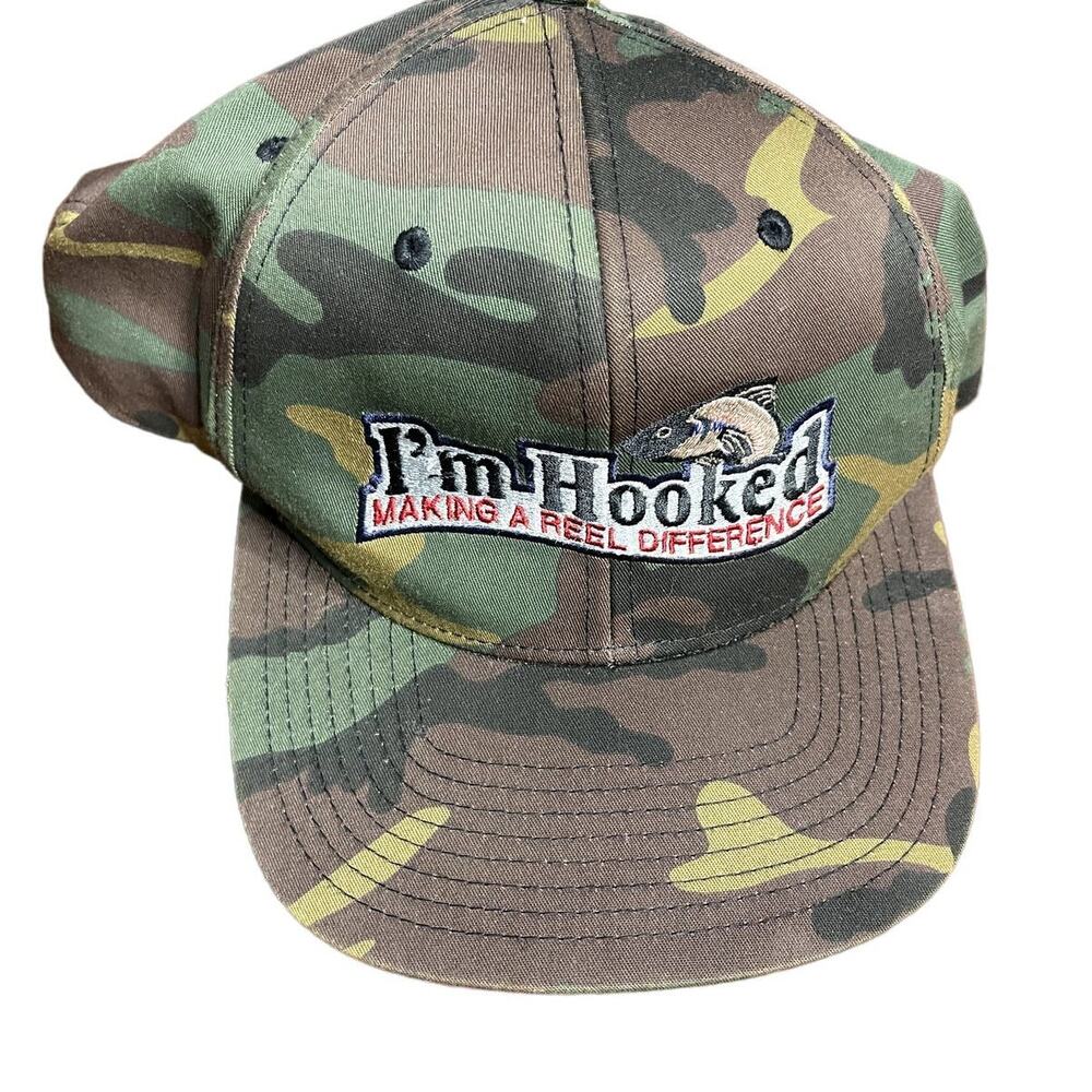 Camo Fishing I'm Hooked Fish Strapback‎ Yupoong Hat